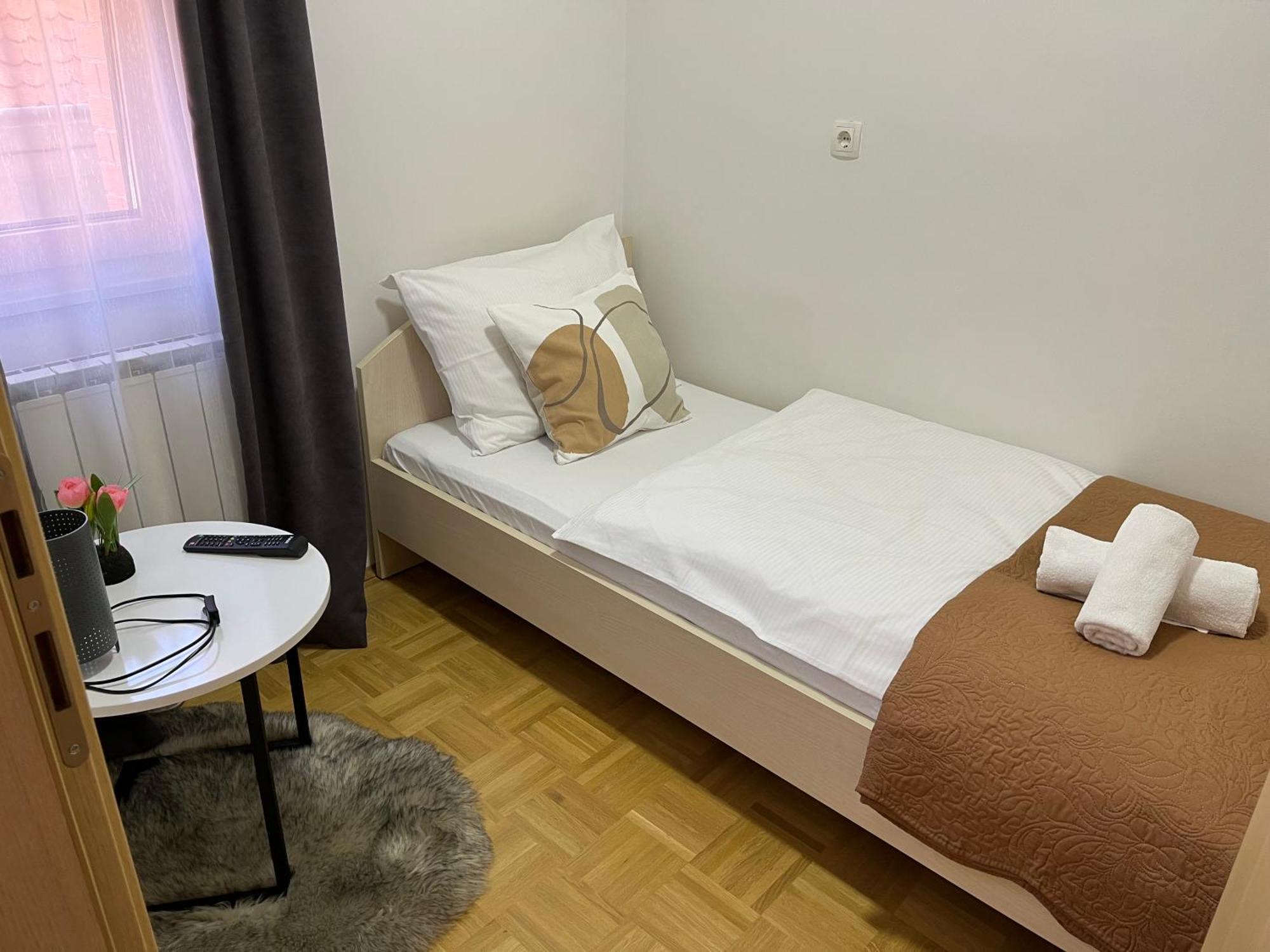 For5 Apartment Dakovo Ngoại thất bức ảnh